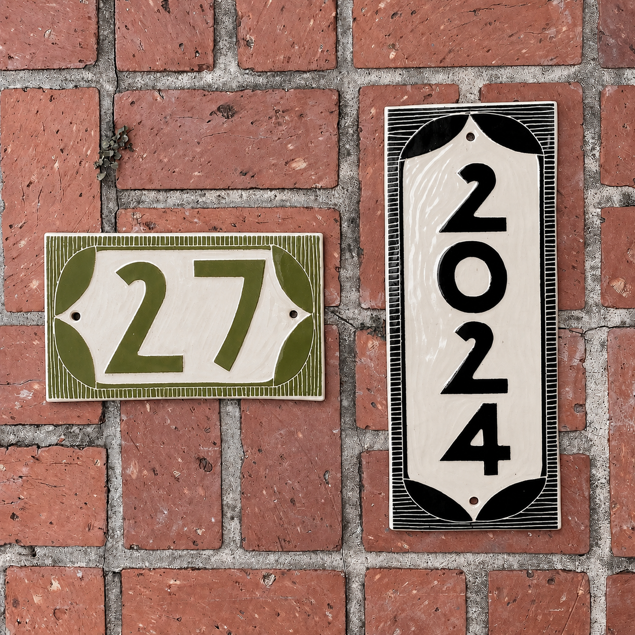 Classic Address Sign – Light Background – House Numbers – Outdoor Sgraffito Tile