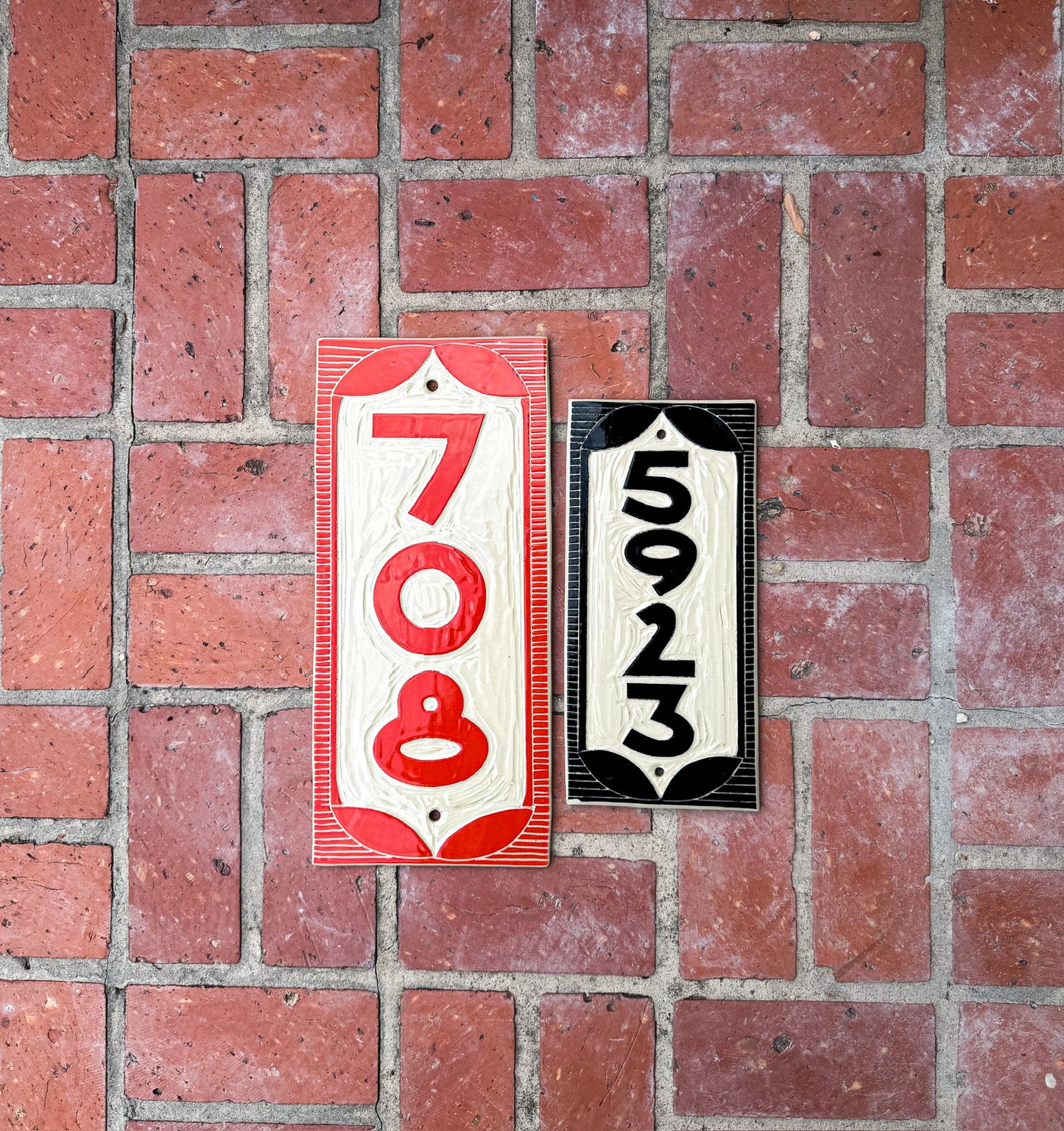 Classic Address Sign – Light Background – House Numbers – Outdoor Sgraffito Tile